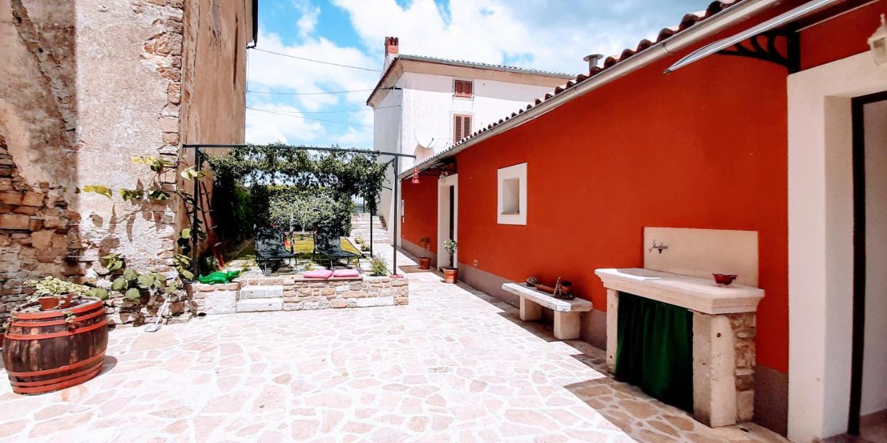 Provvidenza Villa Motovun Exterior photo